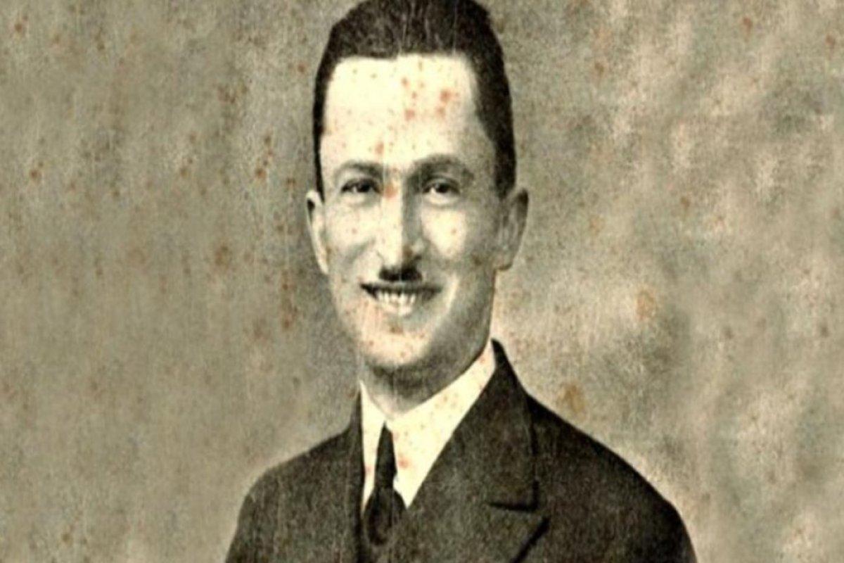 Çok okunan romanlara imza atan, eserleri dizilere uyarlanan bir yazar: Reşat Nuri Güntekin 