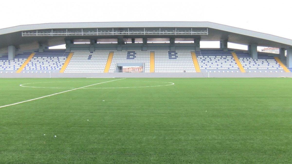 Halit Kıvanç'ın adı stada verildi