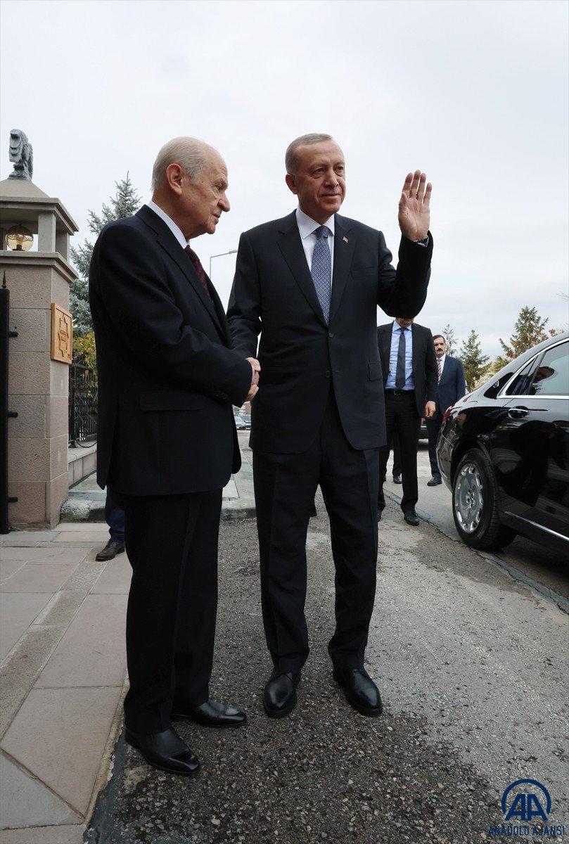 Cumhurbaşkanı Erdoğan, Devlet Bahçeli'yi ziyaret etti