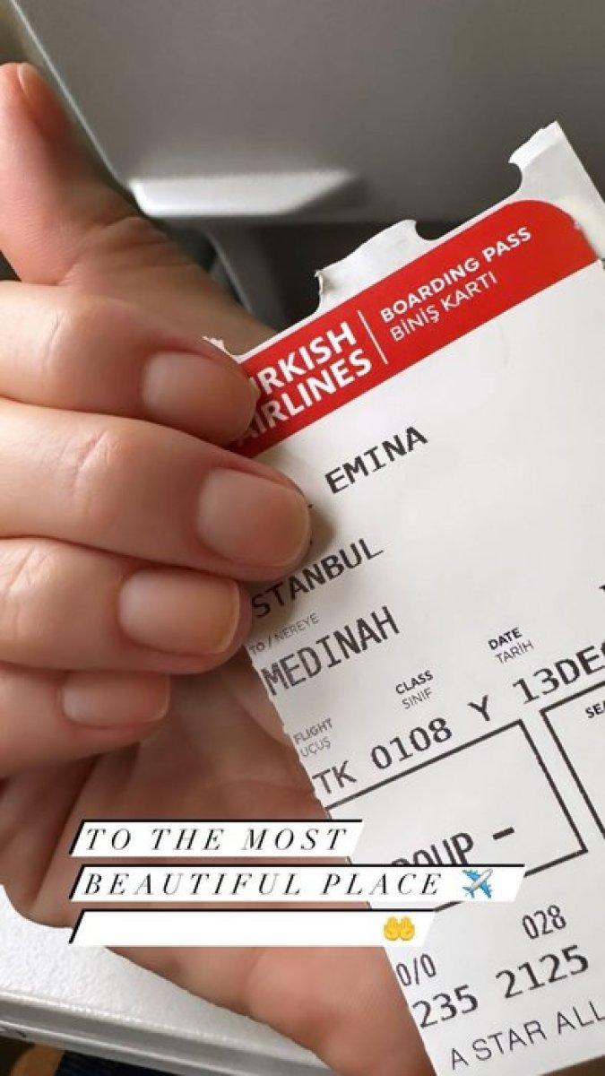 Emina Jahovic, umreye gitti