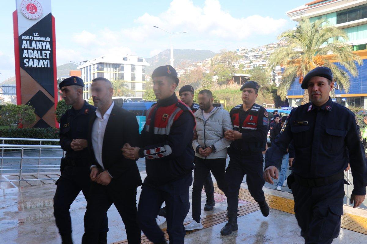 Alanya'da uyuşturucu operasyonu: 2 kişi tutuklandı