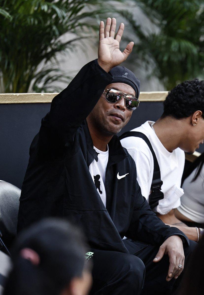 Ronaldinho: Messi, Fransa'yı yok edecek