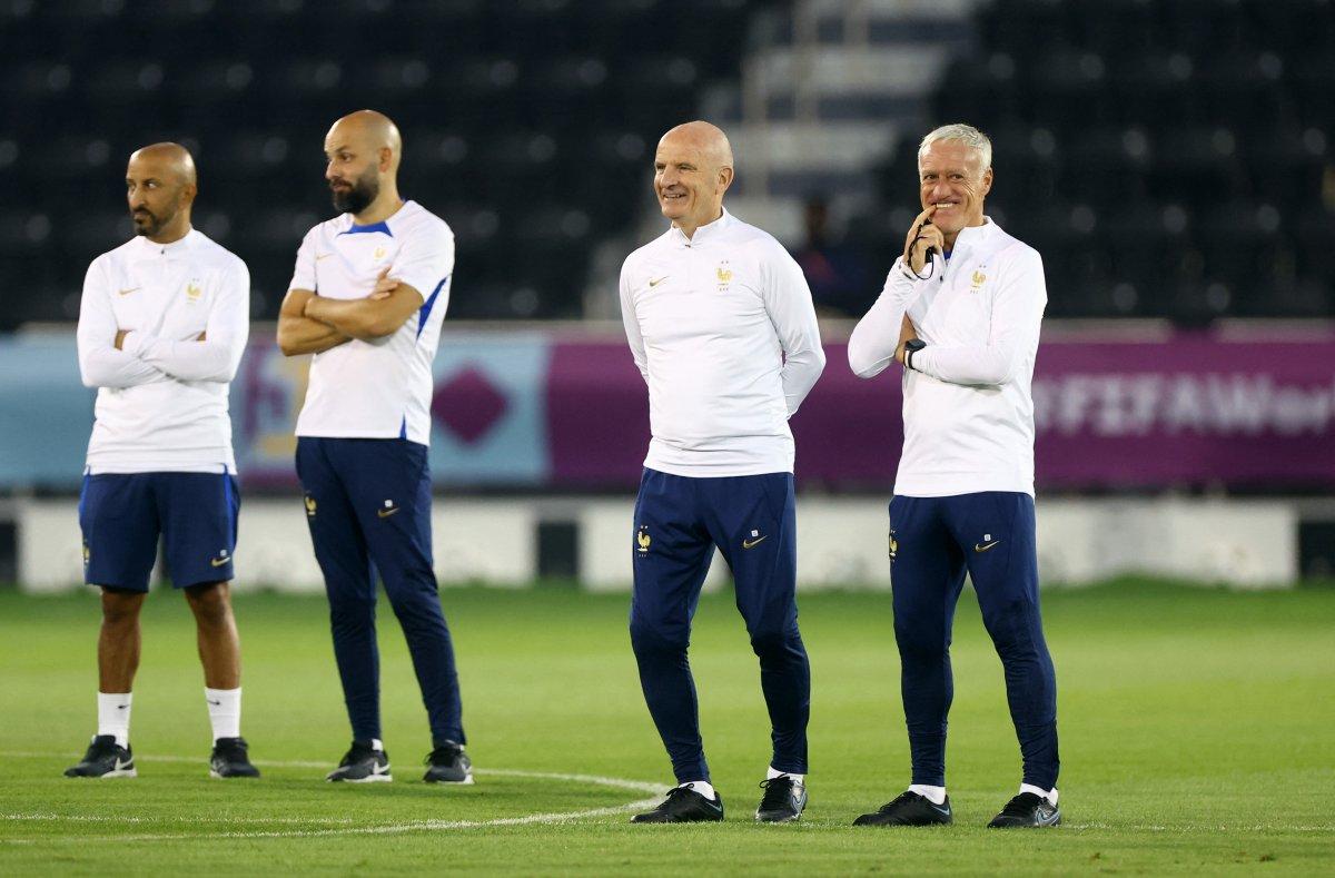 Didier Deschamps: Üçüncü yıldızı takacağız