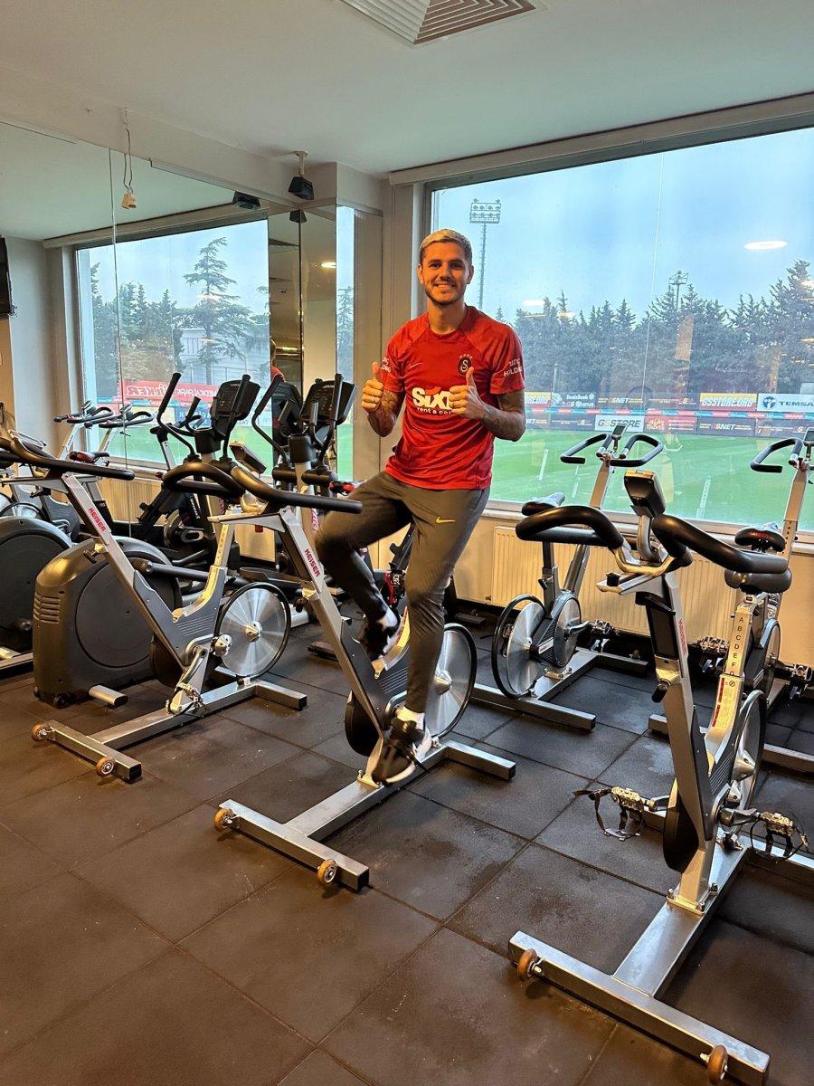 Mauro Icardi, İstanbul'a döndü