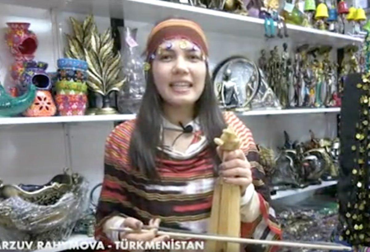 Rize'deki yabancı uyruklu öğrenciler şiveli mani söyledi