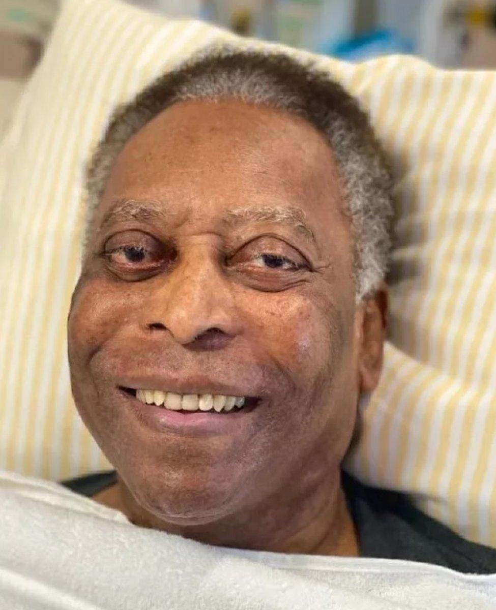 Pele: Eminim şu anda Diego gülümsüyordur