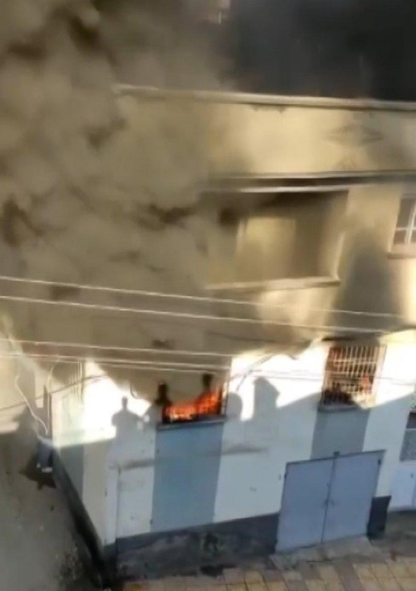 Gaziantep'te çıkan yangın vatandaşları korkuttu 