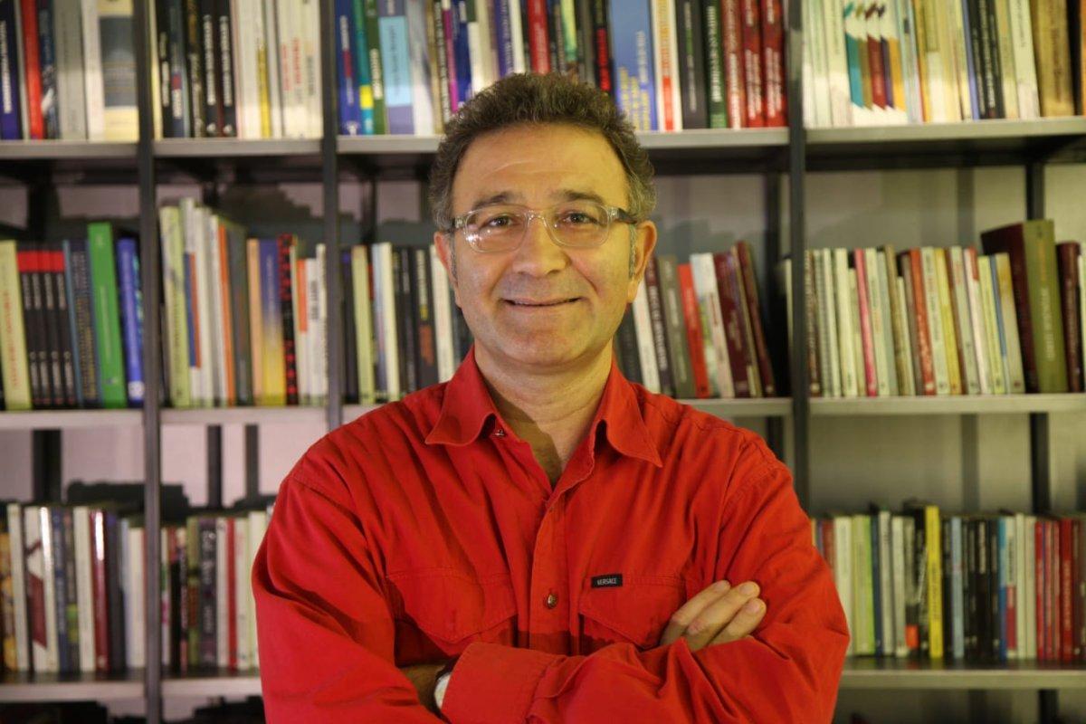 Şafak Altun'un Ya Doğru Bildiğimiz Her Şey Yanlışsa kitabı