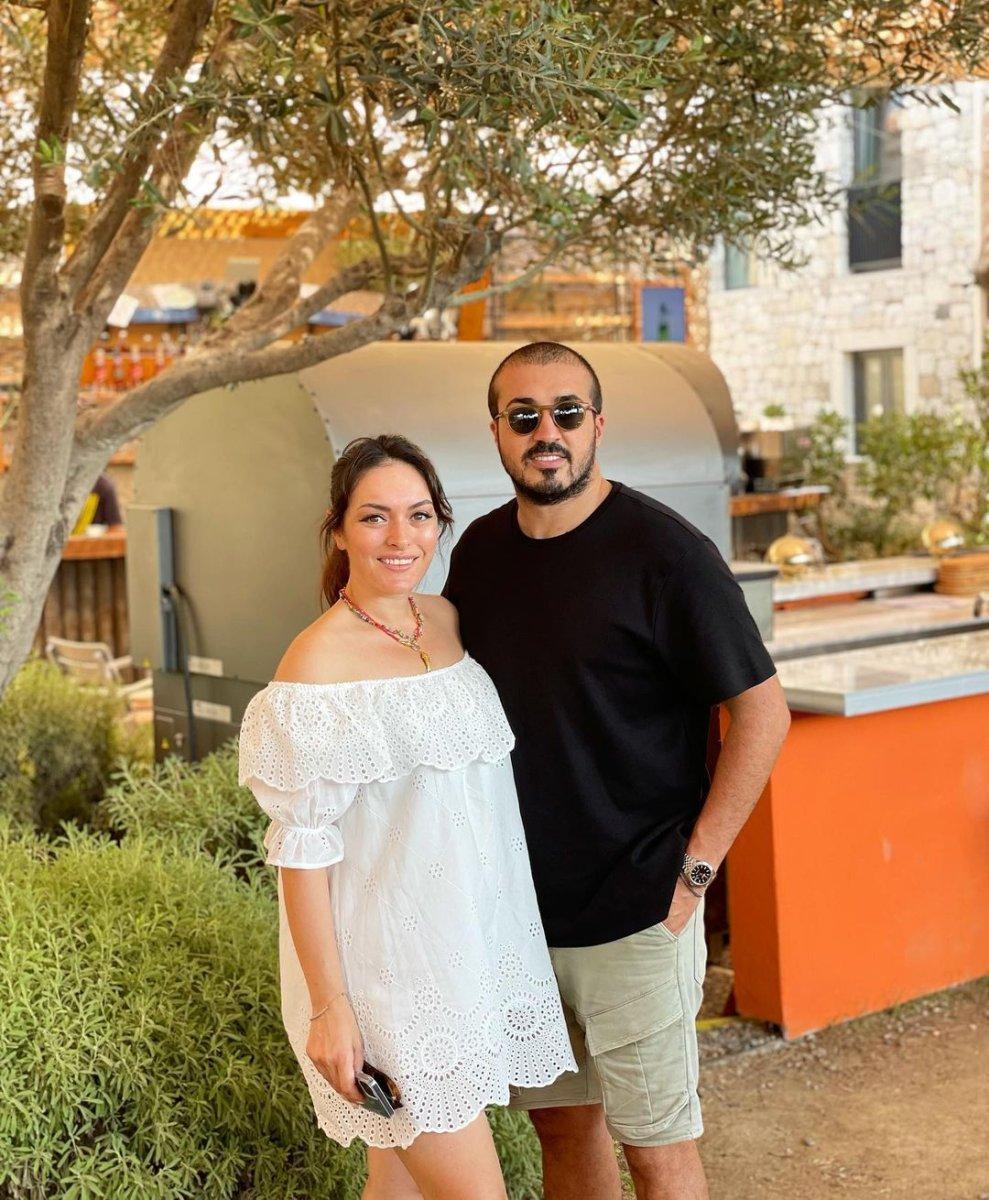 Ezgi Mola'ya Ebru Gündeş jesti