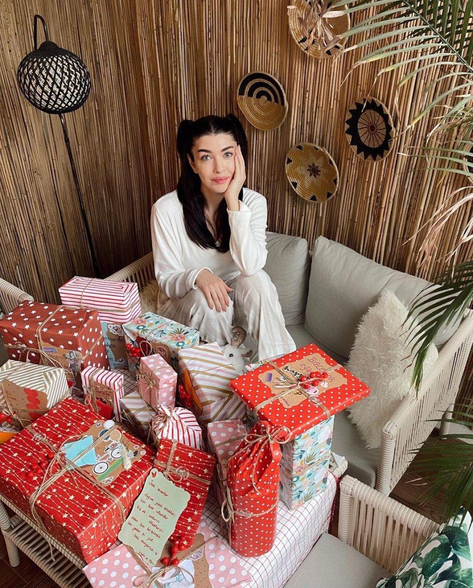 Aslıhan Güner, bu sene 5 kere doğum günü kutladı