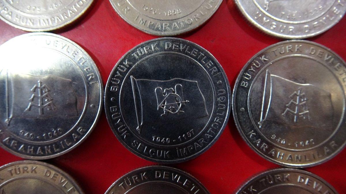 Mardin'de koleksiyoncu merak için para bastırdı