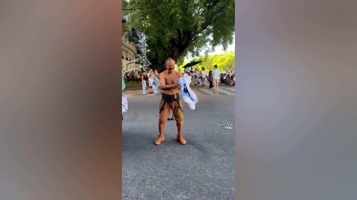 Arjantin'de forma verilen evsizin mutluluğu