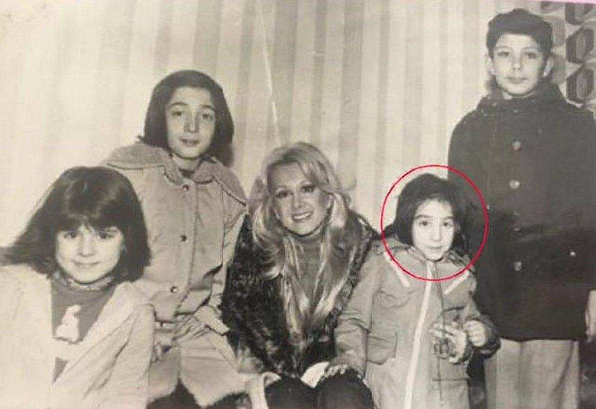 Binnur Kaya'dan Filiz Akın'lı paylaşım