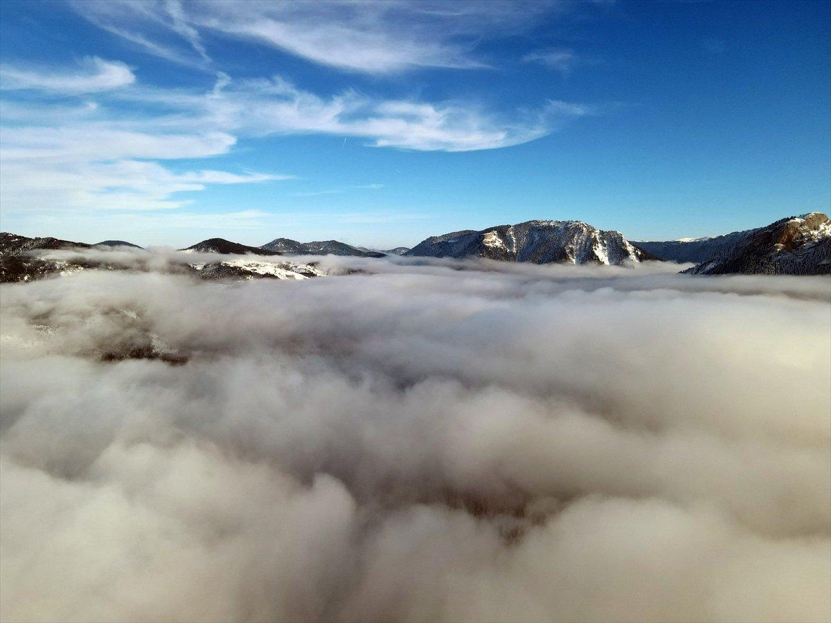 Kar ve sisle kaplanan Küre Dağları'ndan kartpostallık manzaralar