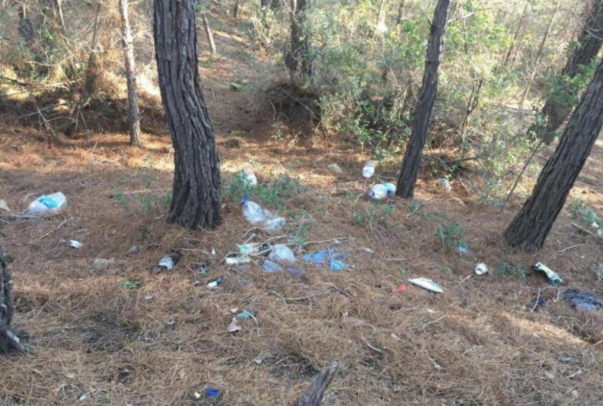 Antalya'da mantar toplayan vatandaşların bıraktığı çöpler, tepki topluyor