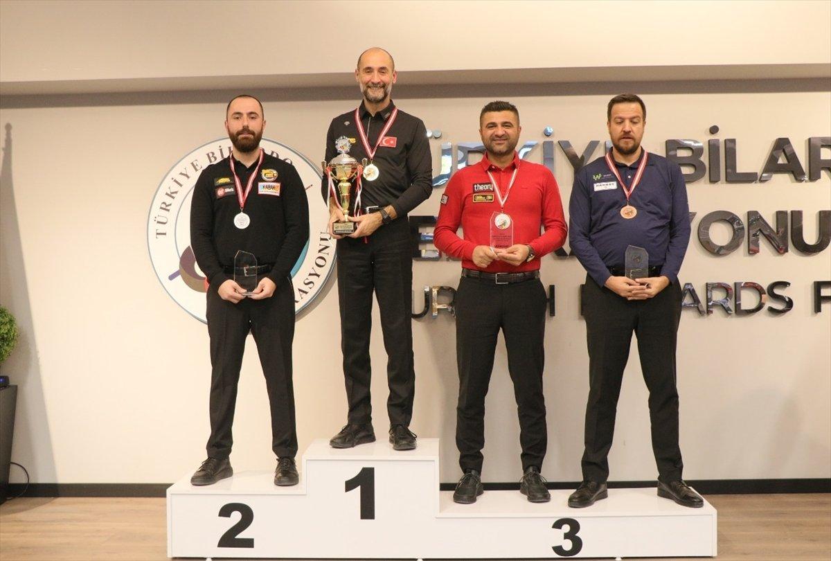 Semih Saygıner 3 Bant Bilardo'da Türkiye Şampiyonu