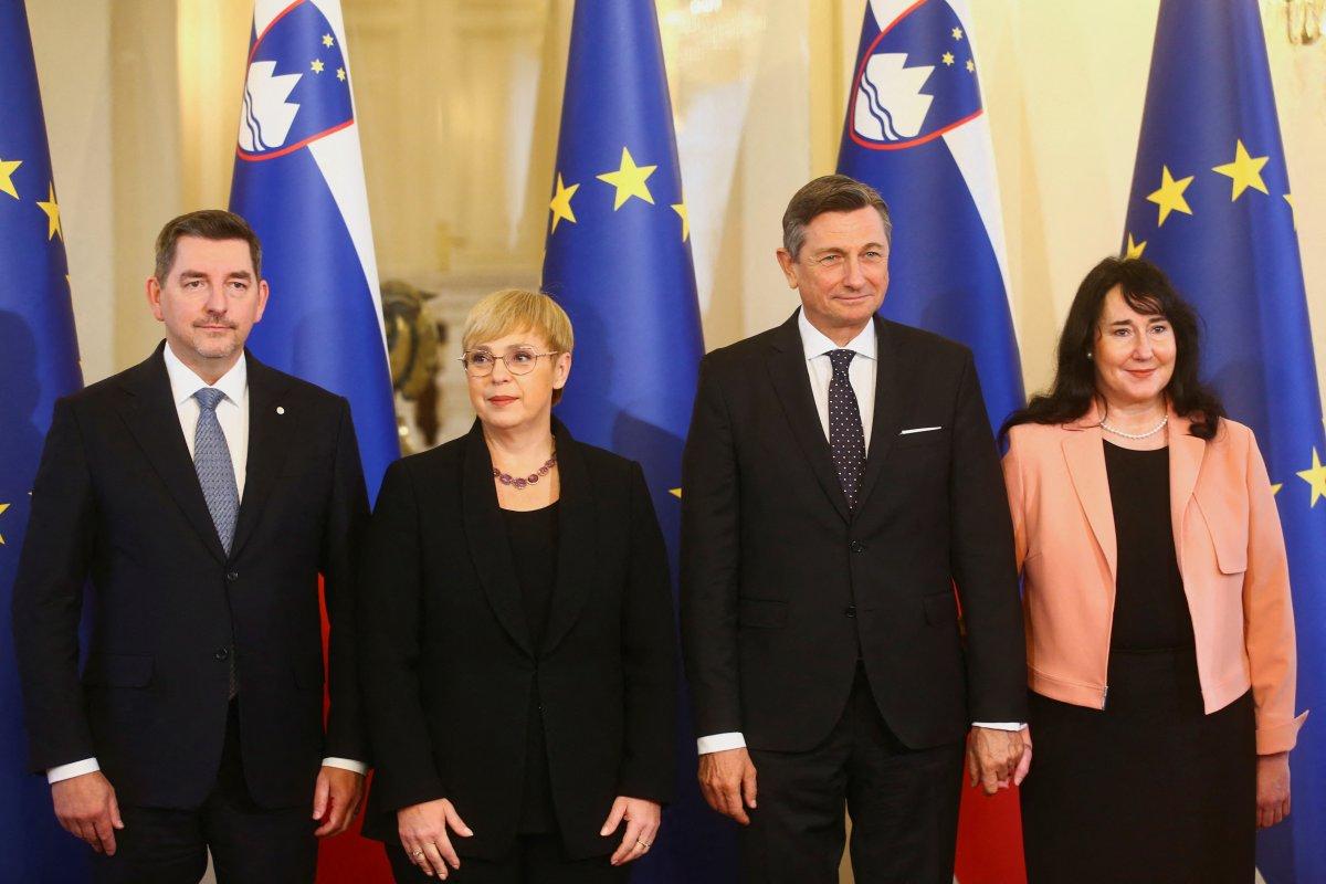 Slovenya'nın ilk kadın Cumhurbaşkanı Pirc Musar görevine başladı
