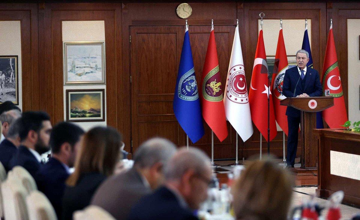 Hulusi Akar'dan Suriye'ye harekat açıklaması: Çalışmalar aralıksız sürüyor