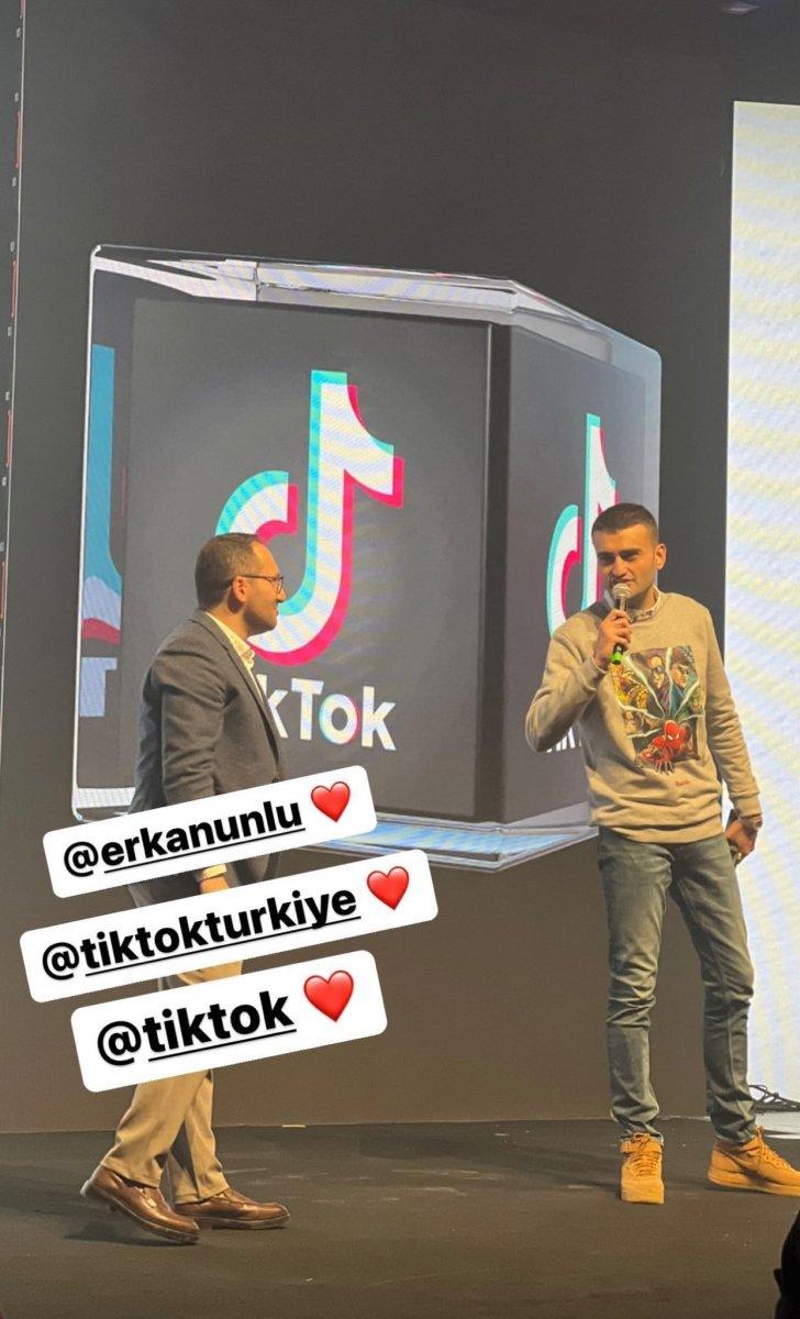 TikTok'tan CZN Burak'a Türkiye'nin 1 numarası ödülü