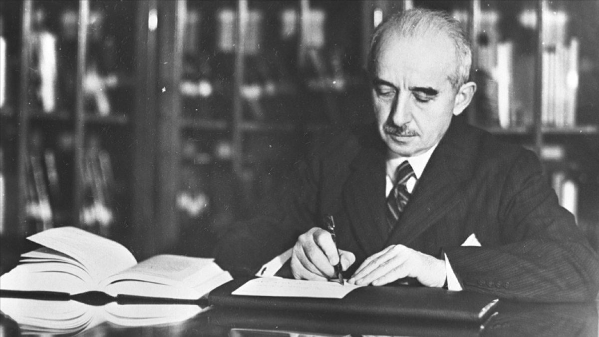 İsmet İnönü 49 yıl önce bugün yaşamını yitirdi