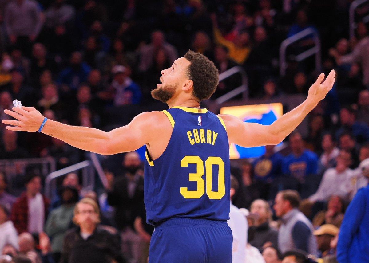 Stephen Curry, 2 hafta daha forma giyemeyecek