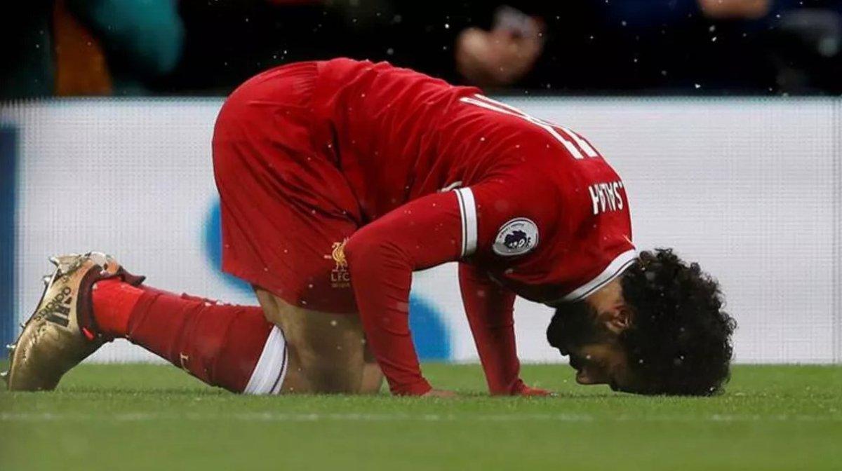 Mohamed Salah'tan klasik Noel pozu geldi