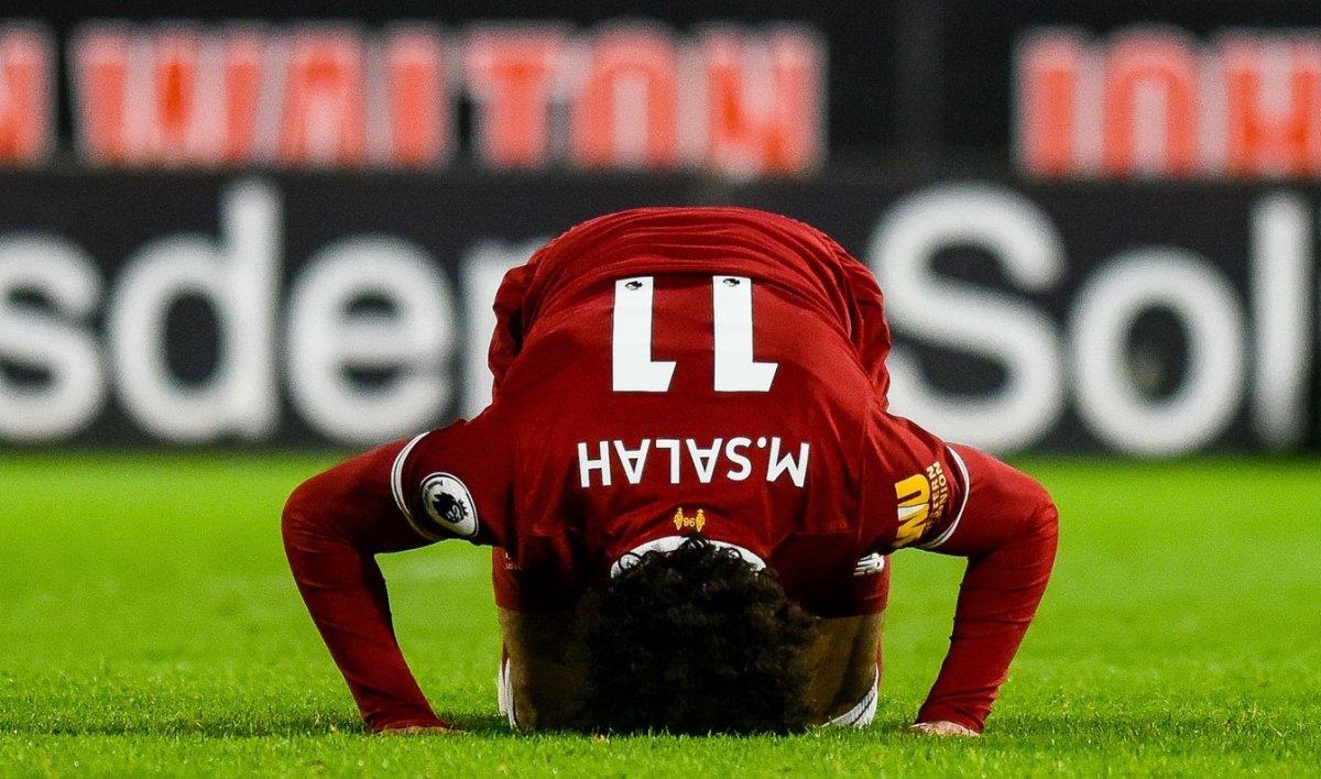 Mohamed Salah'tan klasik Noel pozu geldi