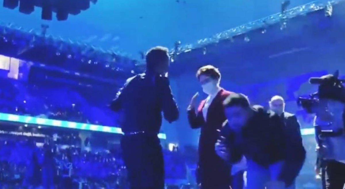 Mustafa Sandal, İyi Parti'nin Büyük Kadın Buluşması'nda sahne aldı