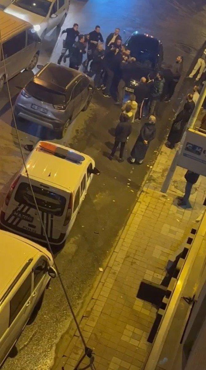 Esenyurt’ta kaza sonrası çıkan kavgada ortalık savaş alanına döndü
