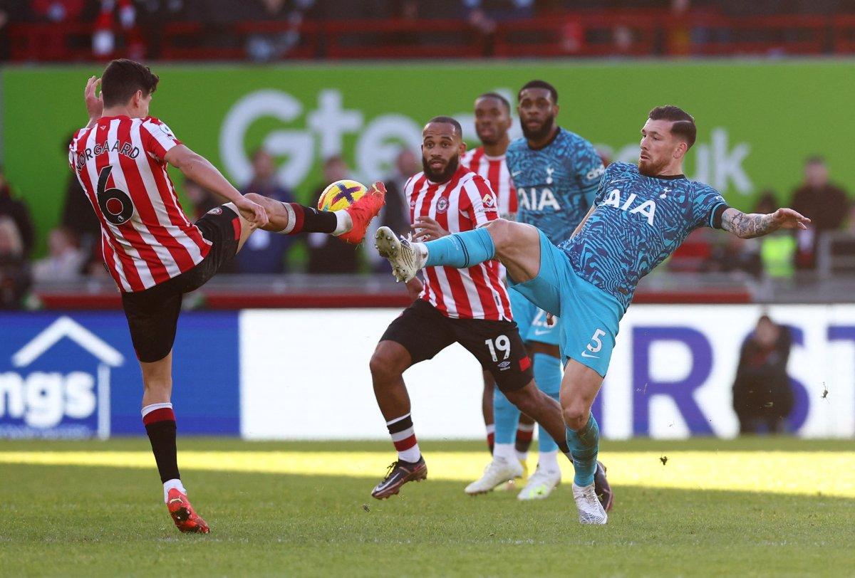 Tottenham, geriden gelip beraberliği yakaladı