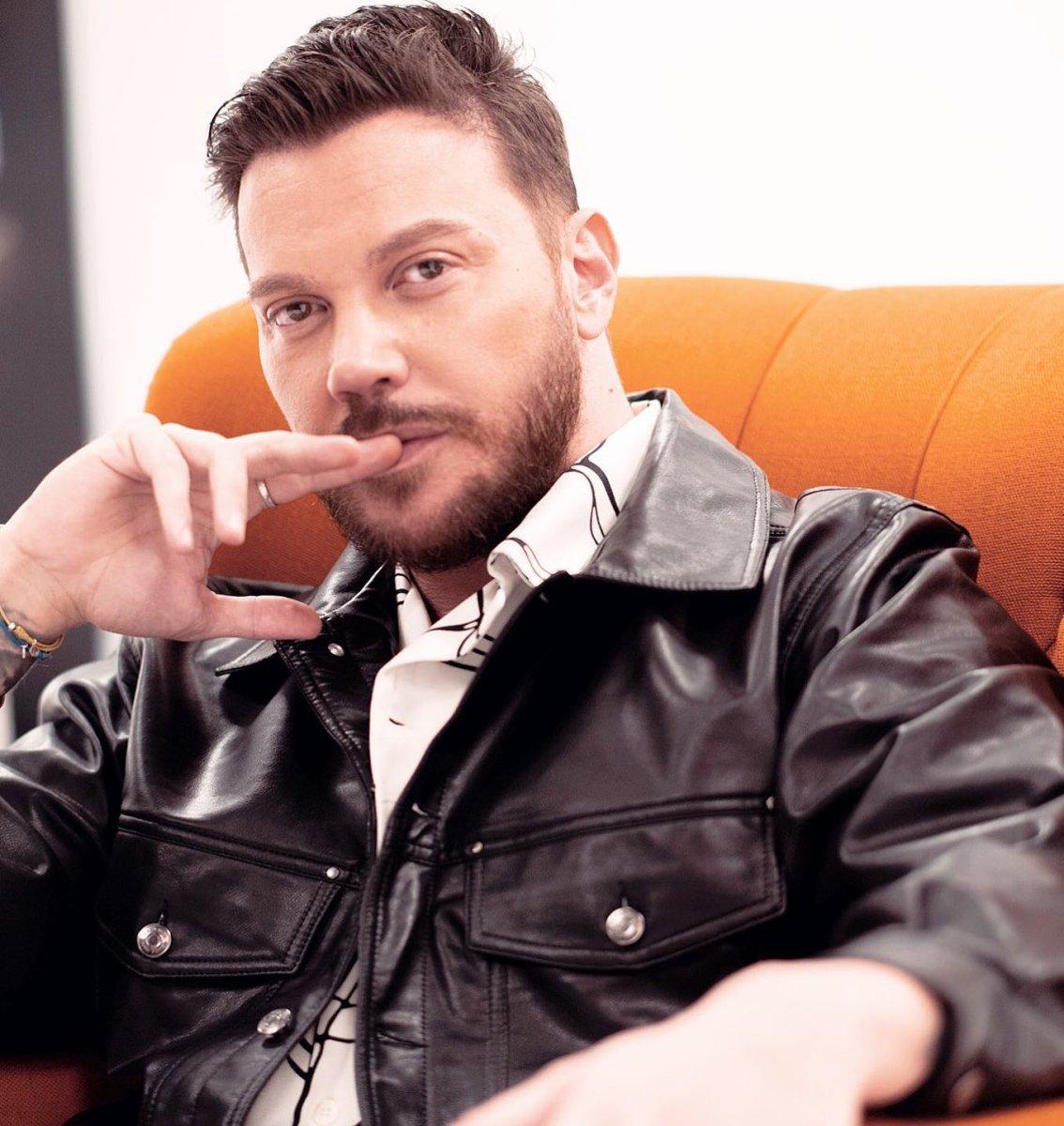 Sinan Akçıl ile Defne Samyeli aşk yaşıyor