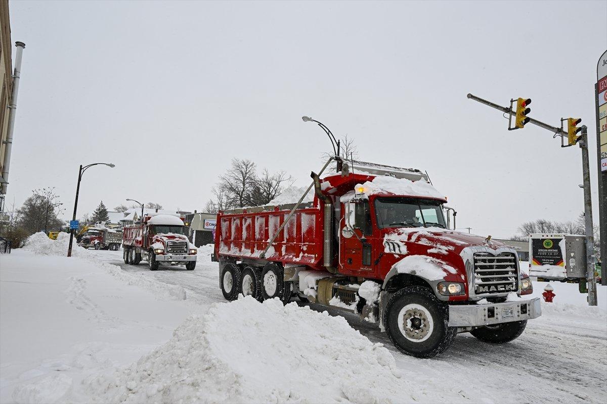 ABD, Kanada ve Japonya'da kar fırtınası devam ediyor