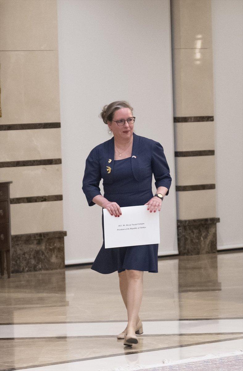 İsrailli elçi Lillian, Cumhurbaşkanı Erdoğan'a güven mektubu sundu