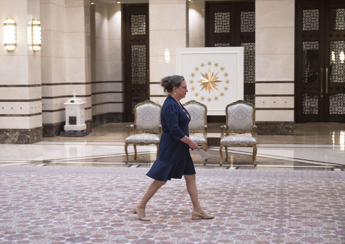 İsrailli elçi Lillian, Cumhurbaşkanı Erdoğan'a güven mektubu sundu