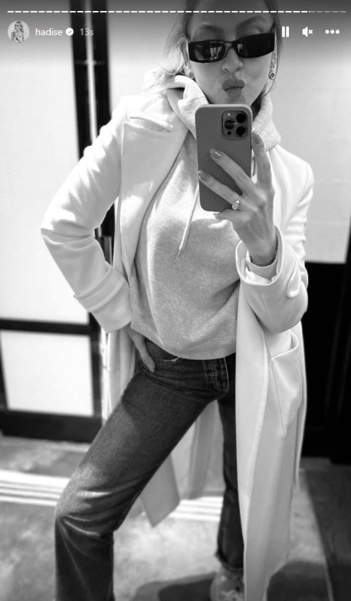 Hadise, evlilik teklifindeki yüzükle fotoğraf paylaştı