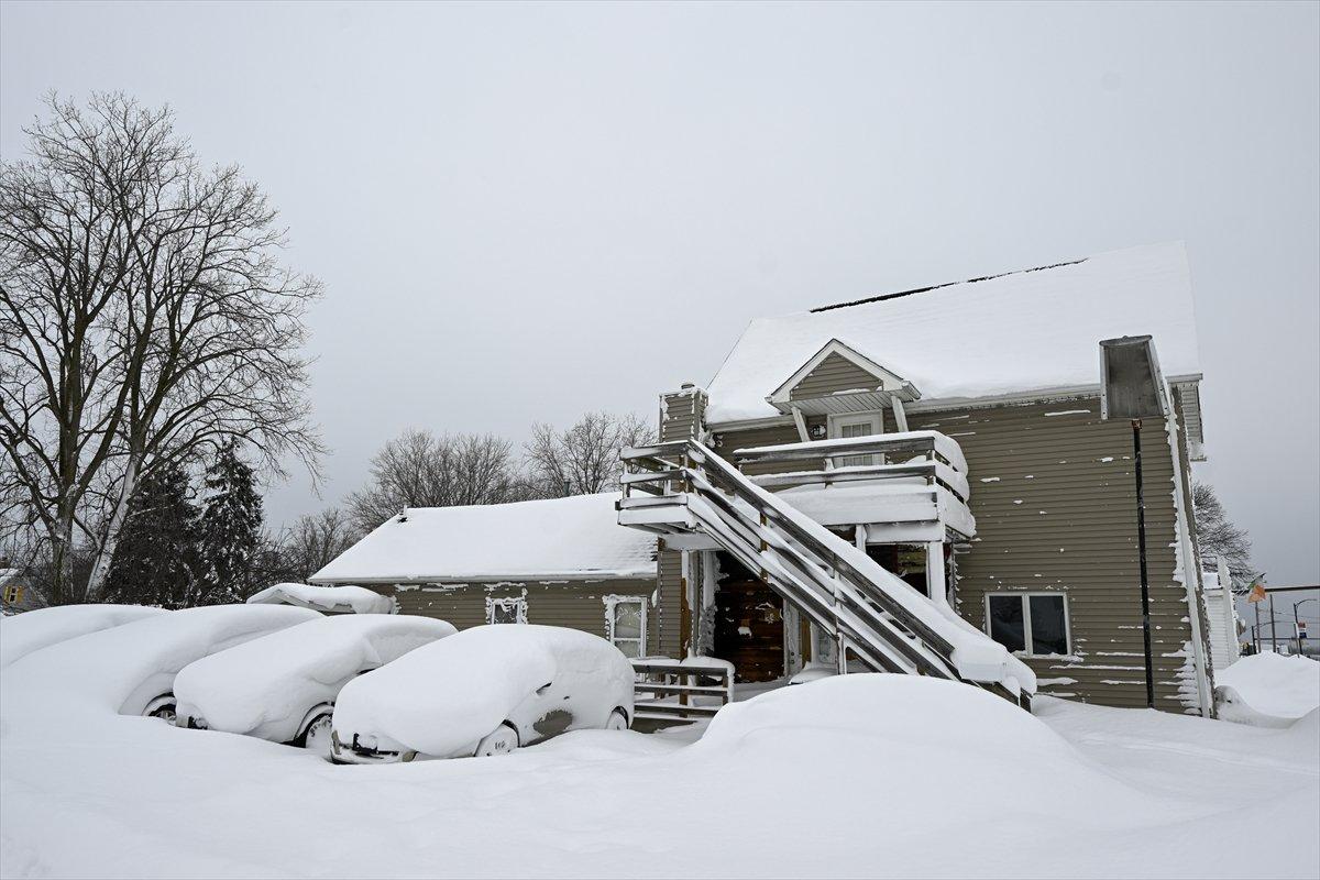ABD, Kanada ve Japonya'da kar fırtınası devam ediyor