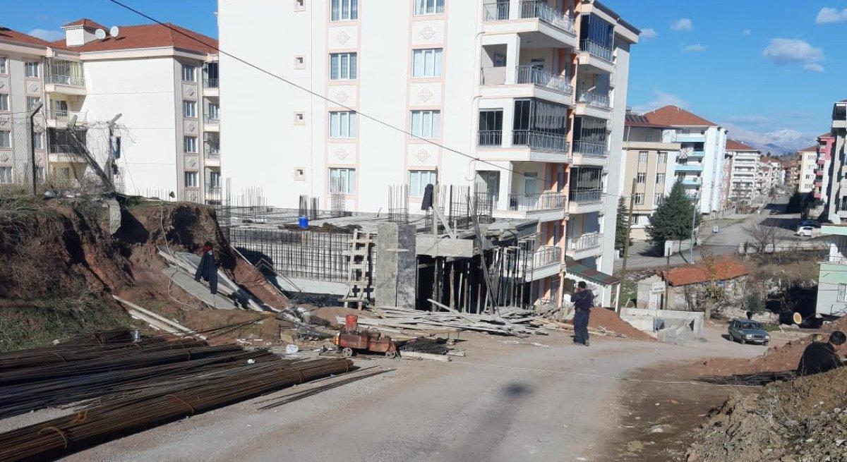 Adıyaman'daki işçi asansör boşluğuna düştü