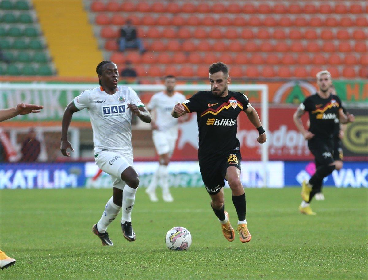 Alanyaspor, evinde kazandı