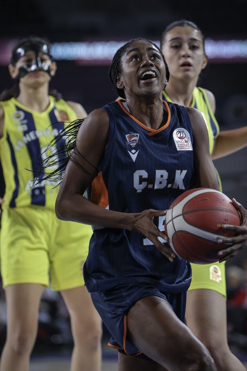 Cumhurbaşkanlığı Kupası'nın sahibi ÇBK Mersin Yenişehir Belediyesi