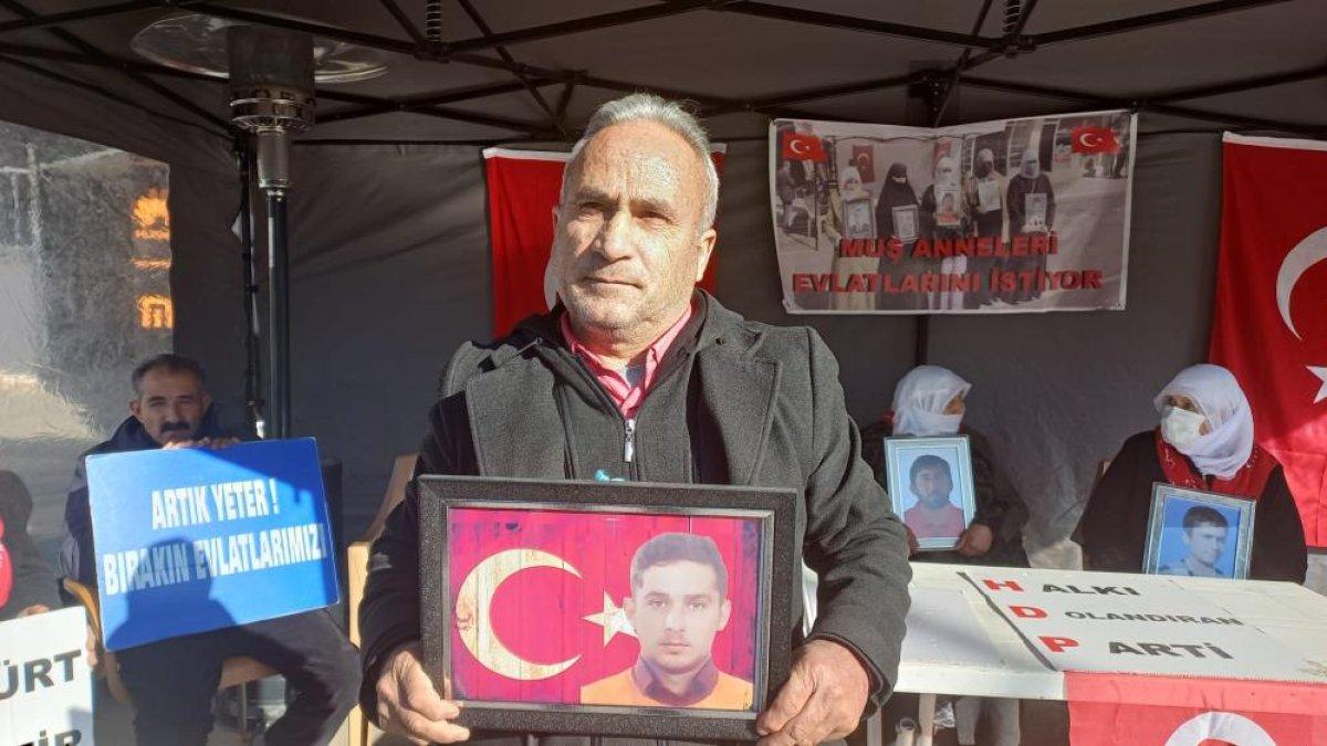 Muş'ta evlat nöbetine katılan ailelerin sayısı 44 oldu