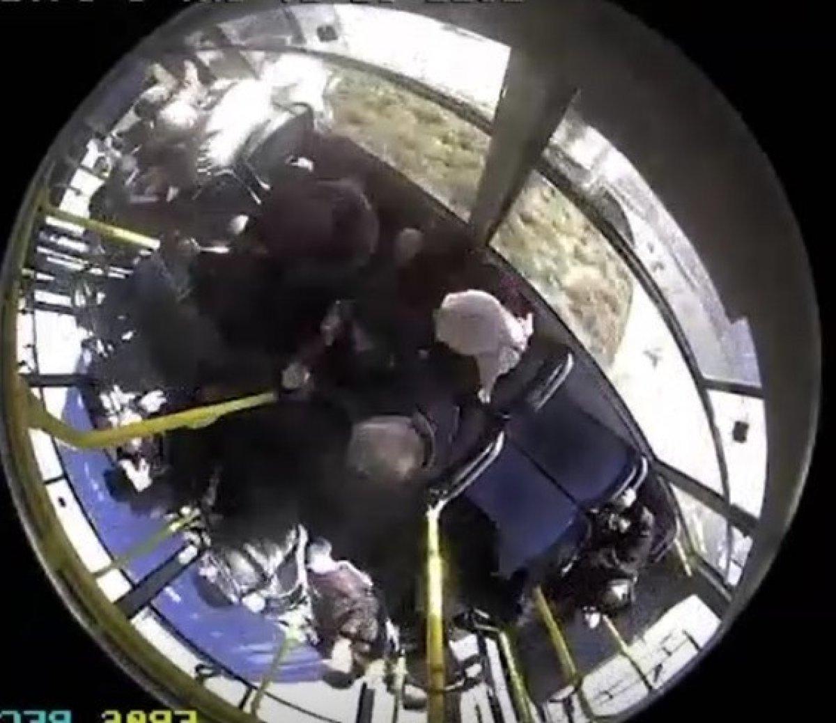 Kahramanmaraş’ta 12 kişinin yaralandığı kaza kamerada