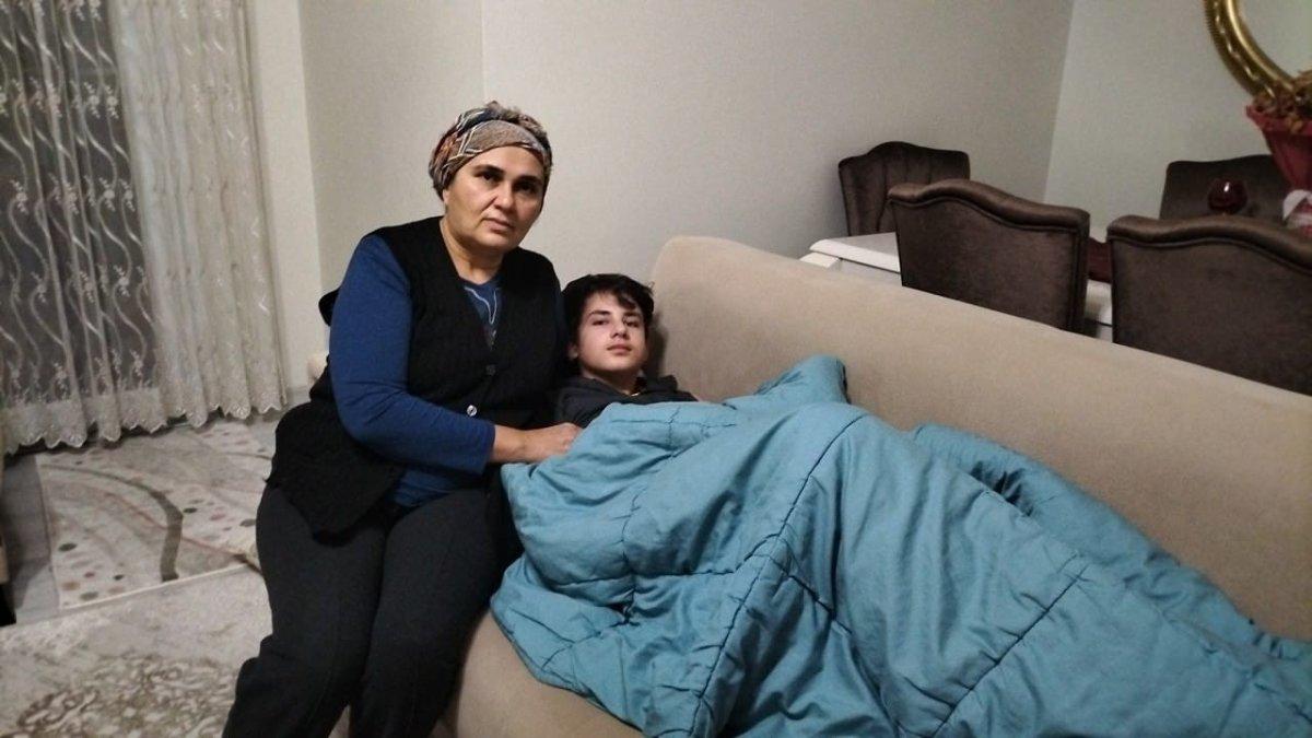 Osmaniye'de ekmek almaya giderken köpek saldırdı