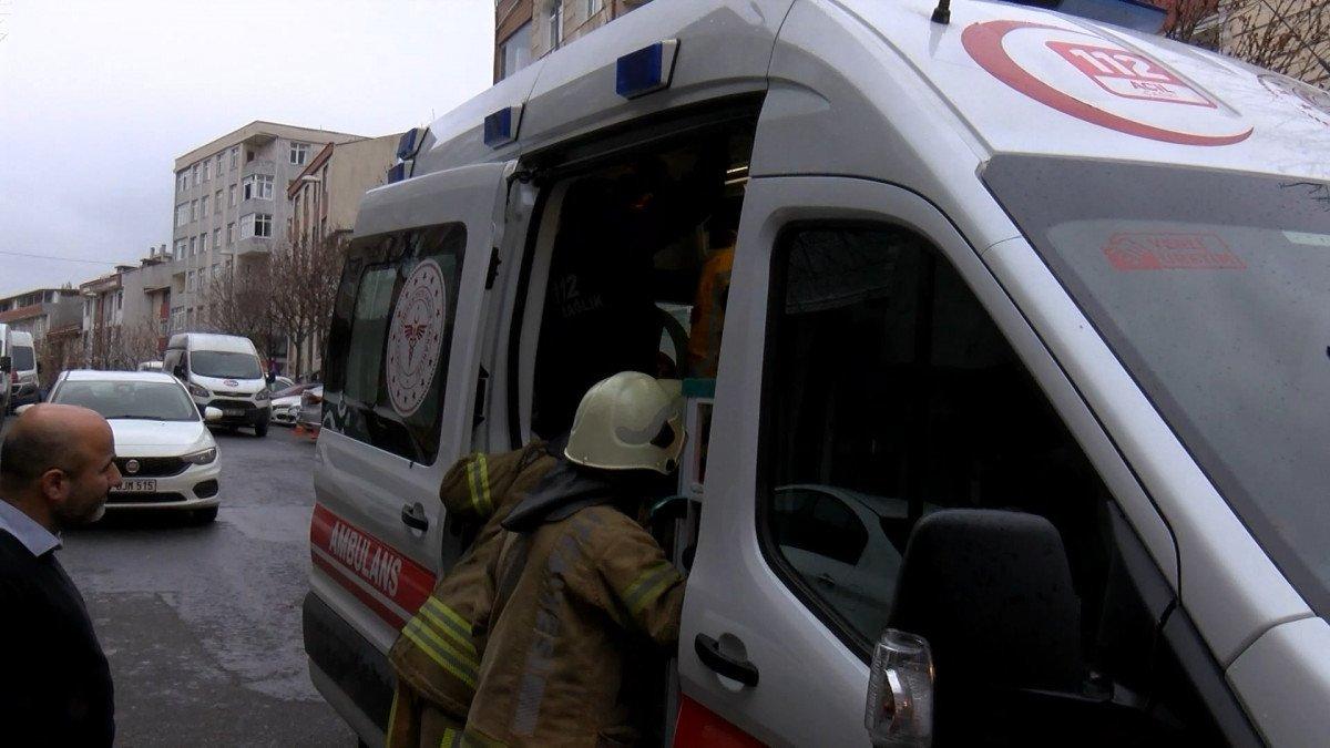 Küçükçekmece'de bir anne önce kızını aşağıya attı ardından kendisi atladı 