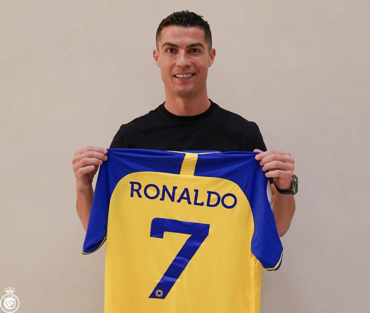 Cristiano Ronaldo'nun Al- Nassr'a transferi gerçekleşti