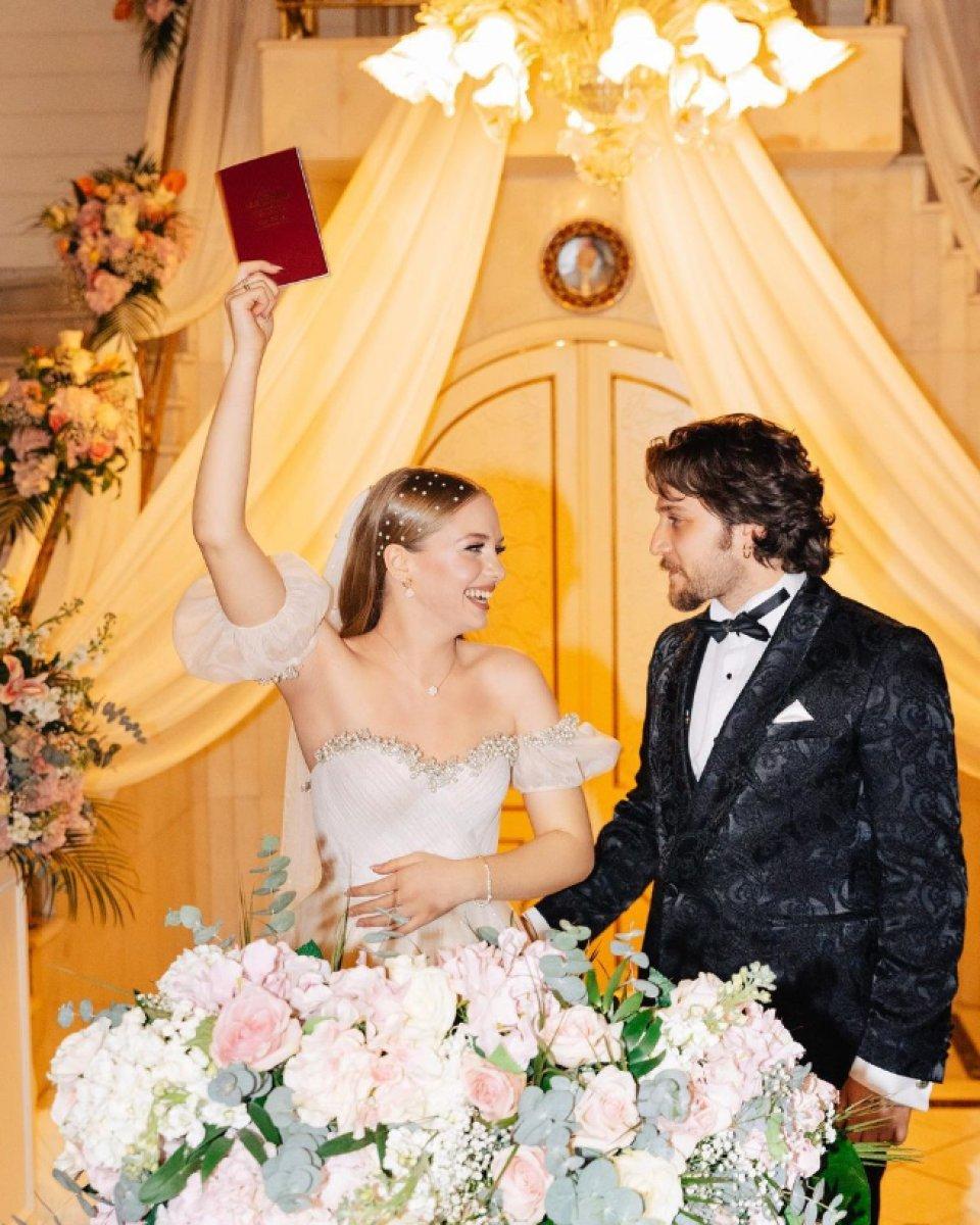 İpek Filiz Yazıcı düğünden yeni kareleri paylaştı