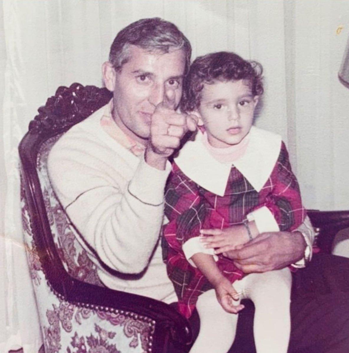 Özge Ulusoy'dan 2022'ye sitemli veda 