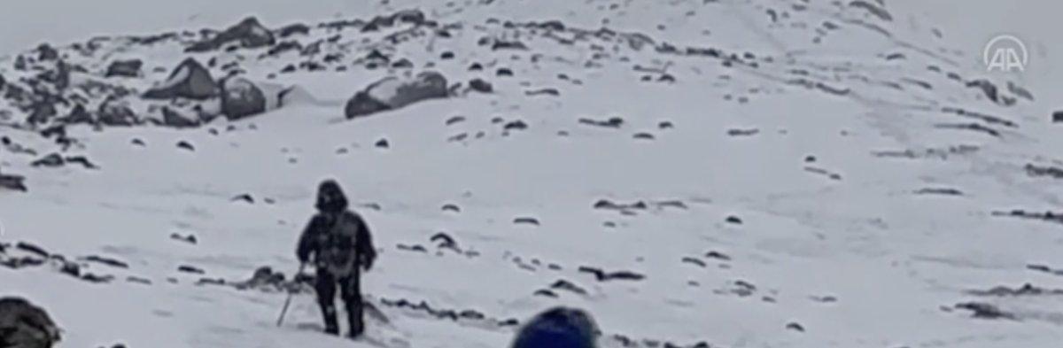 Almanya'dan gelen dağcı 1 haftada Ağrı Dağı'na tırmanabildi