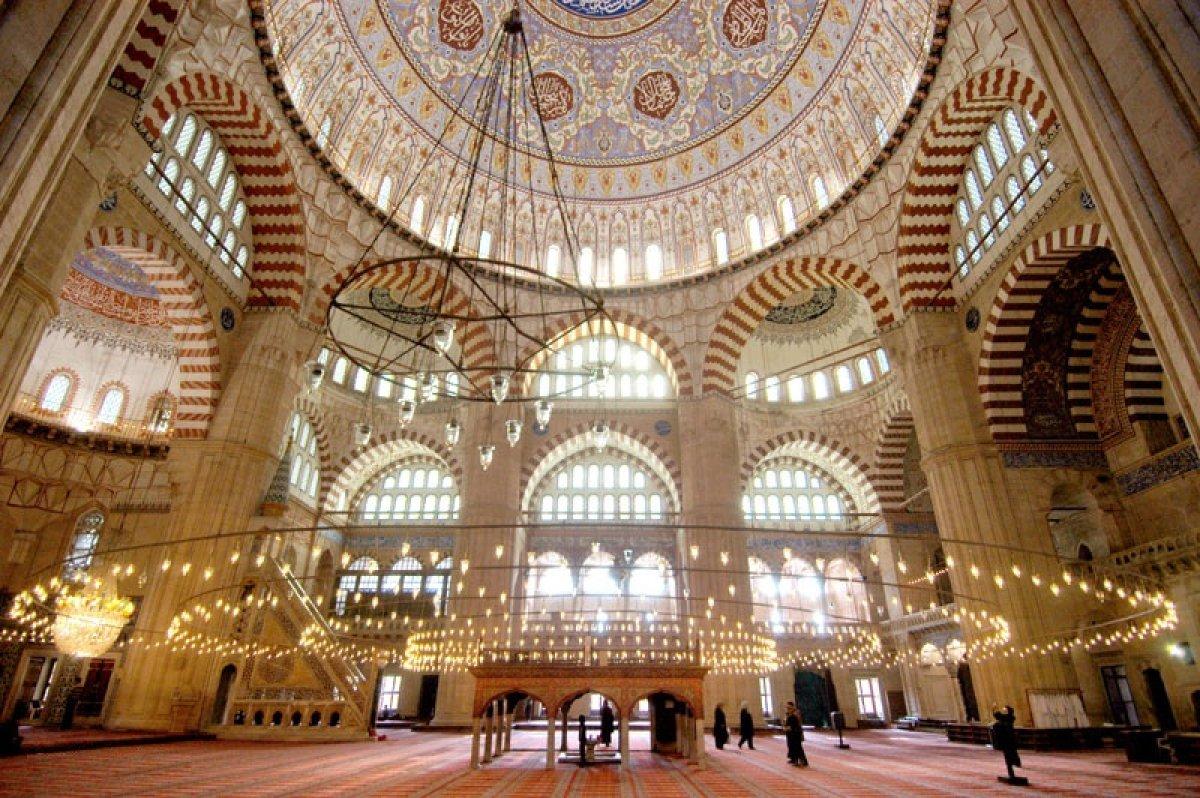 İbadethanelerde ve cemevlerinde doğalgaza yüzde 42,73 indirim